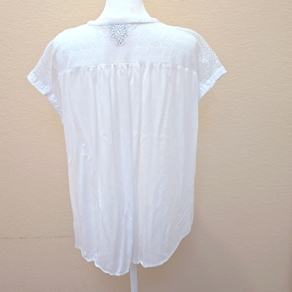 White Lace Shoulder Blouse !!Buy 3 for $15!! - Picture 3 of 9